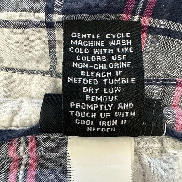 Torrid plaid shirt, 3x, 100% cotton, long sleeve with 3/4 roll up Lightweight - Picture 6 of 6